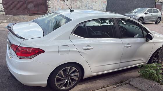CITROËN C4 LOUNGE 1.6 EXCLUSIVE 16V TURBO FLEX 4P AUTOMÁTICO